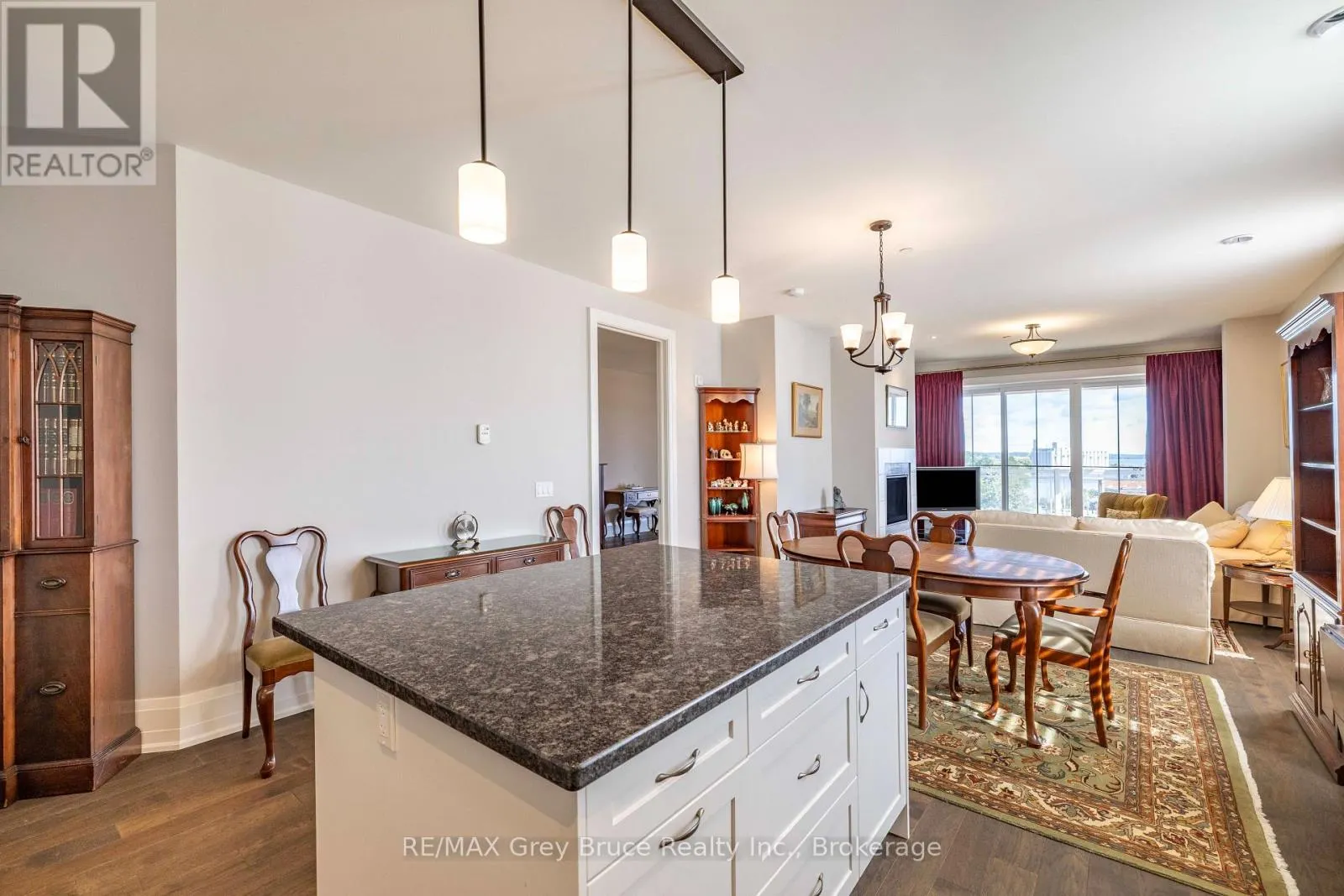 505 - 80 9TH STREET EAST STREET E #505