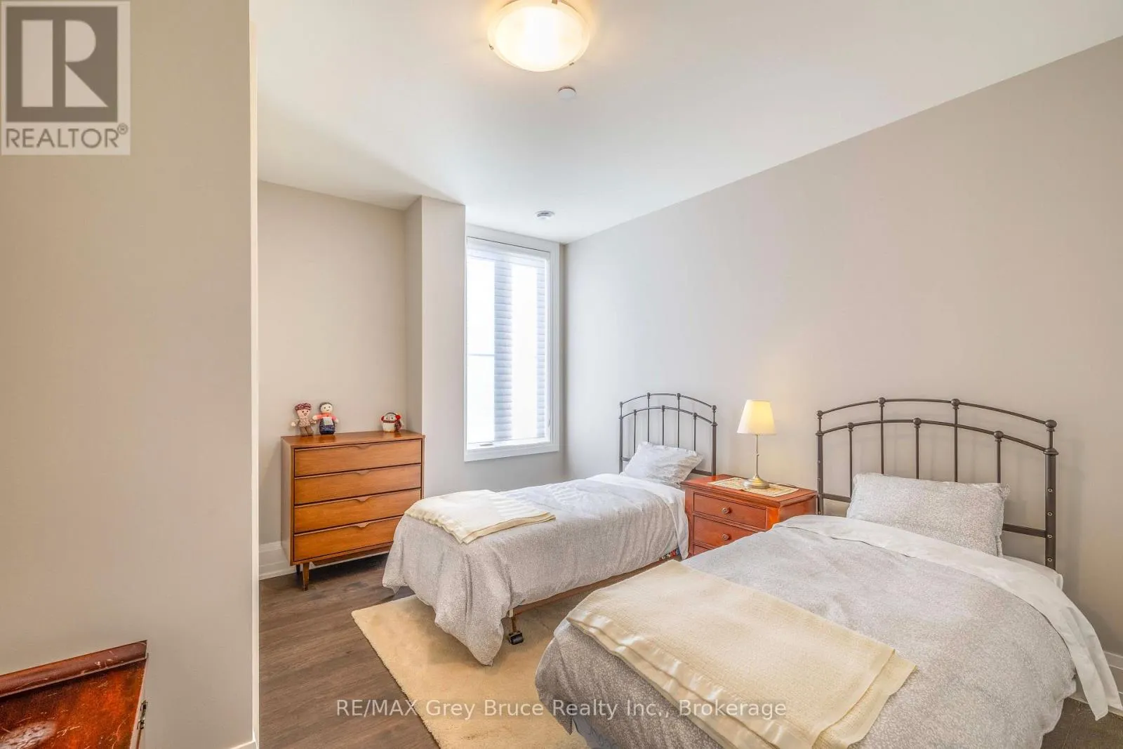 505 - 80 9TH STREET EAST STREET E #505