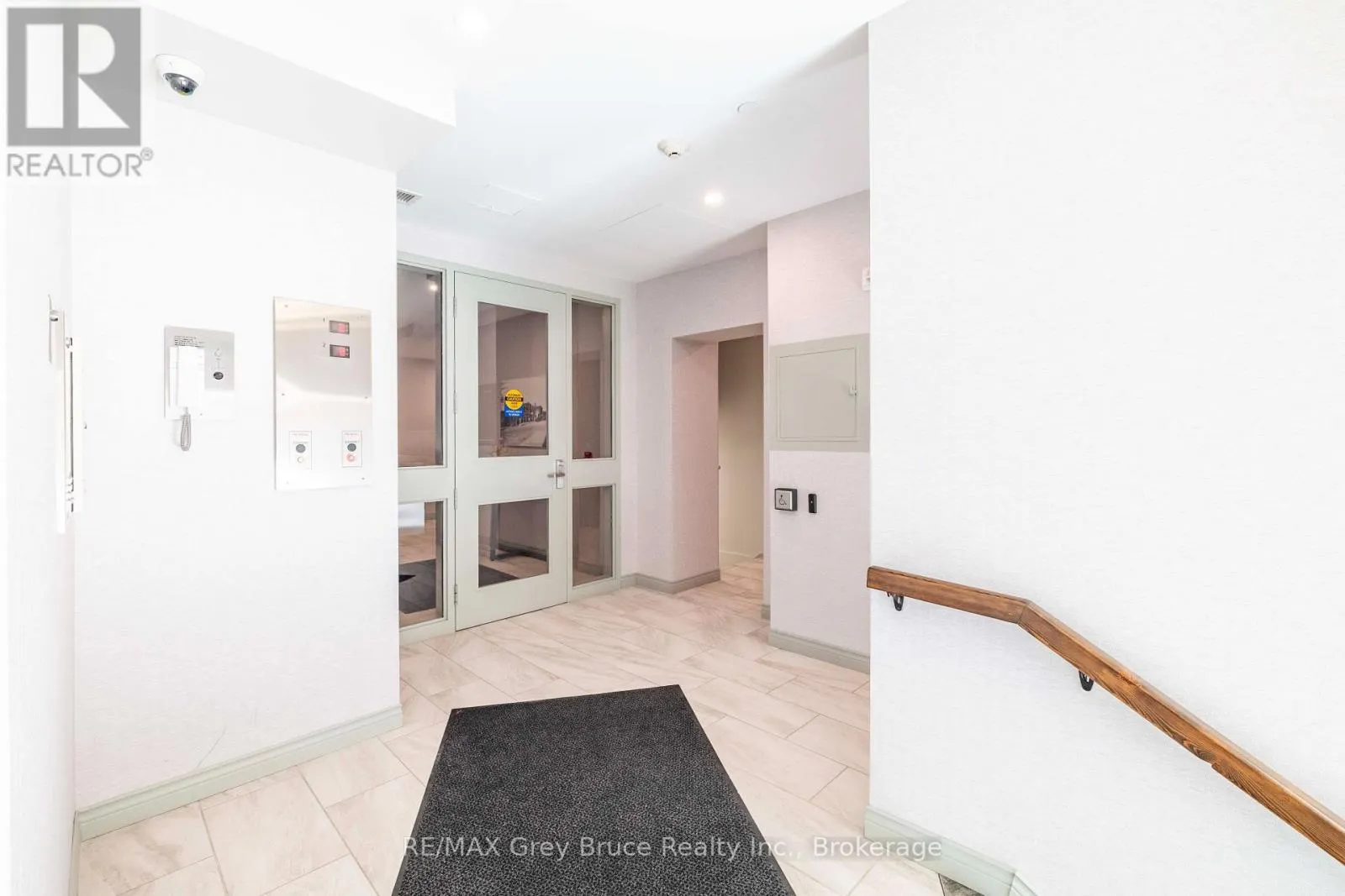 505 - 80 9TH STREET EAST STREET E #505