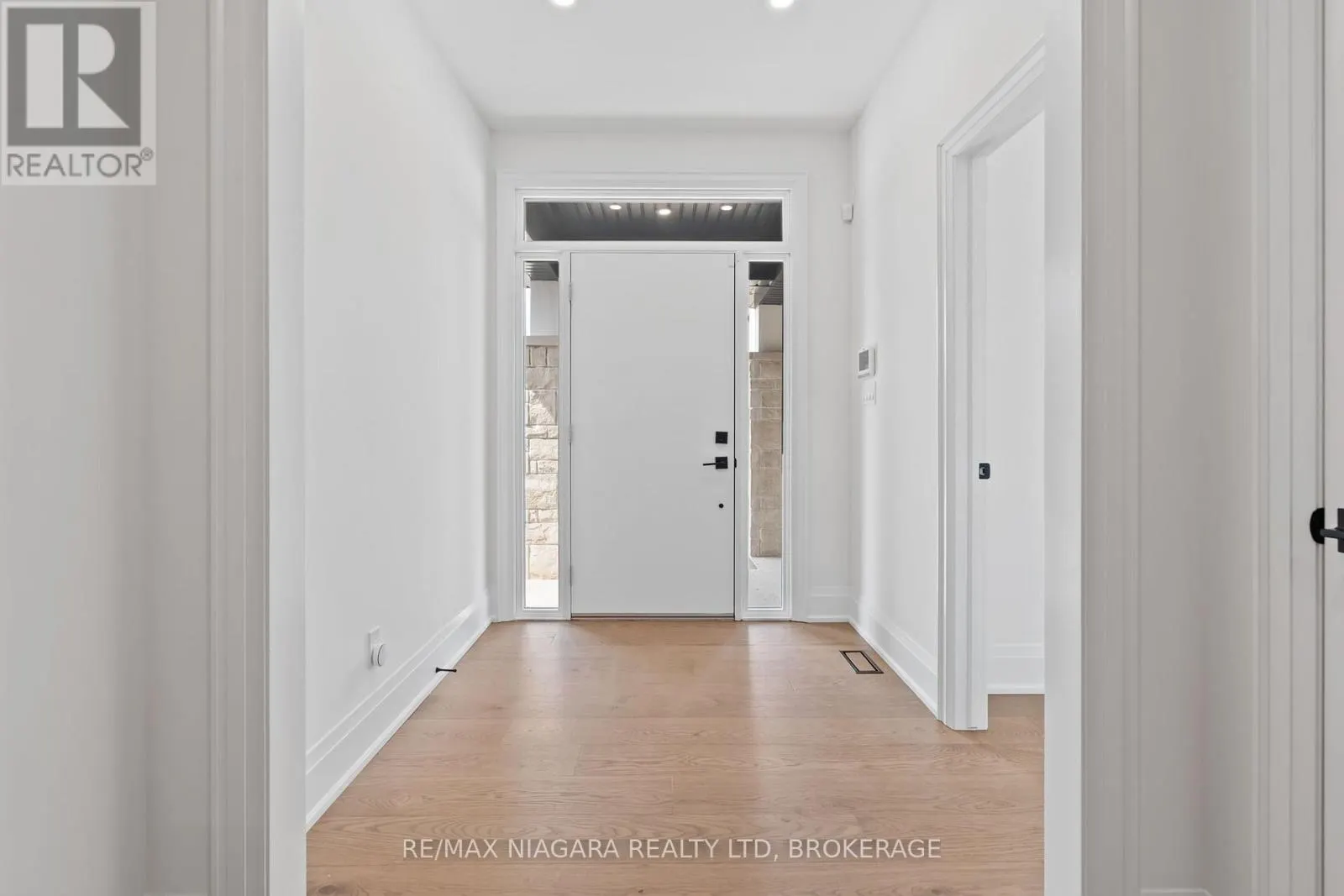 21 ACCURSI CRESCENT