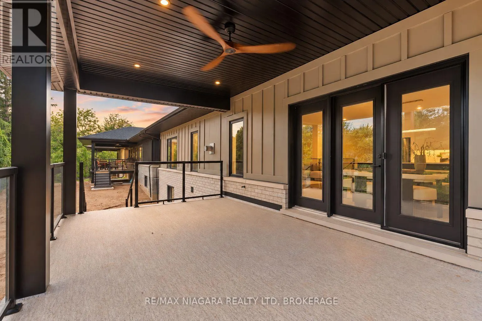 21 ACCURSI CRESCENT