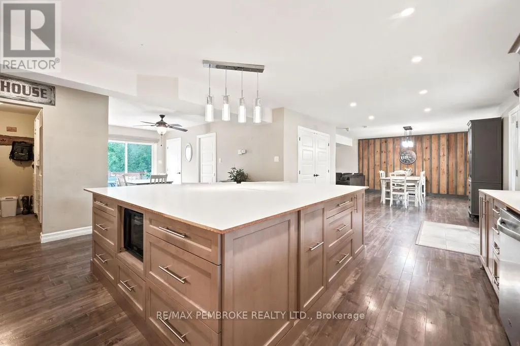 407 LATIMER ROAD