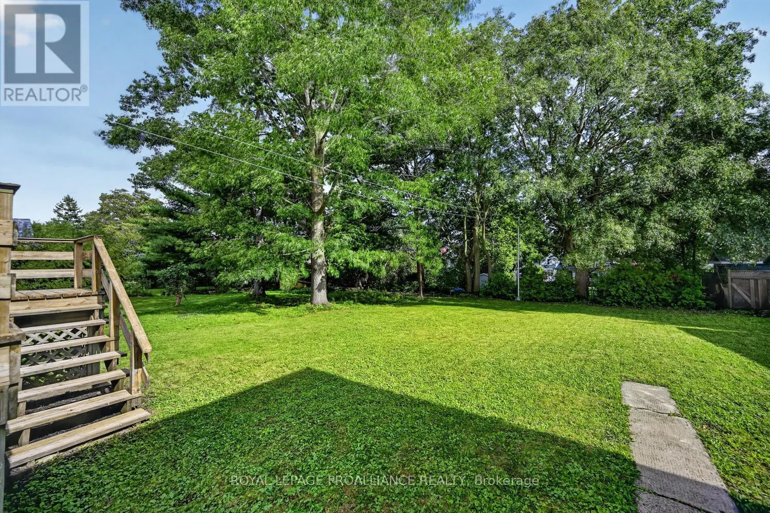529 DIBBLE STREET W