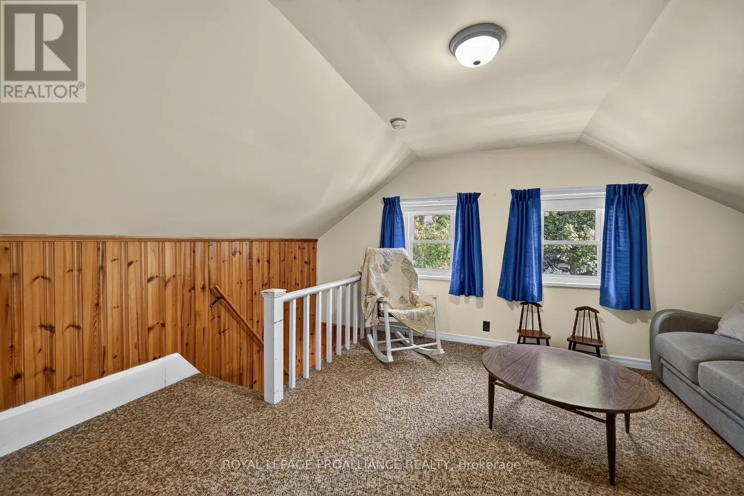 529 DIBBLE STREET W