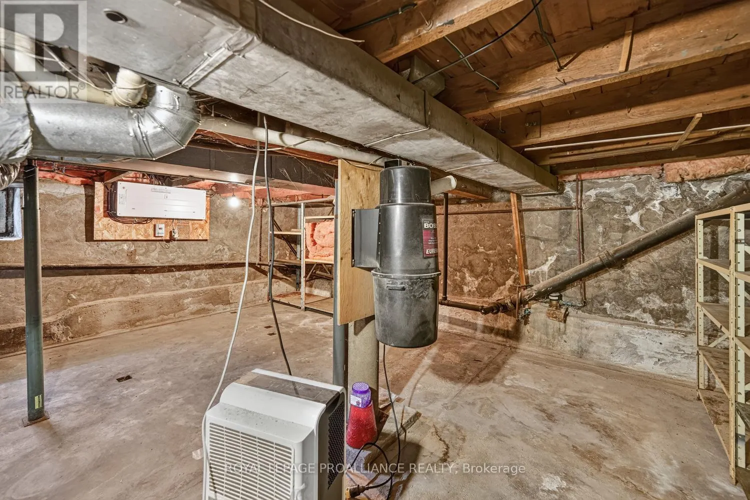 529 DIBBLE STREET W