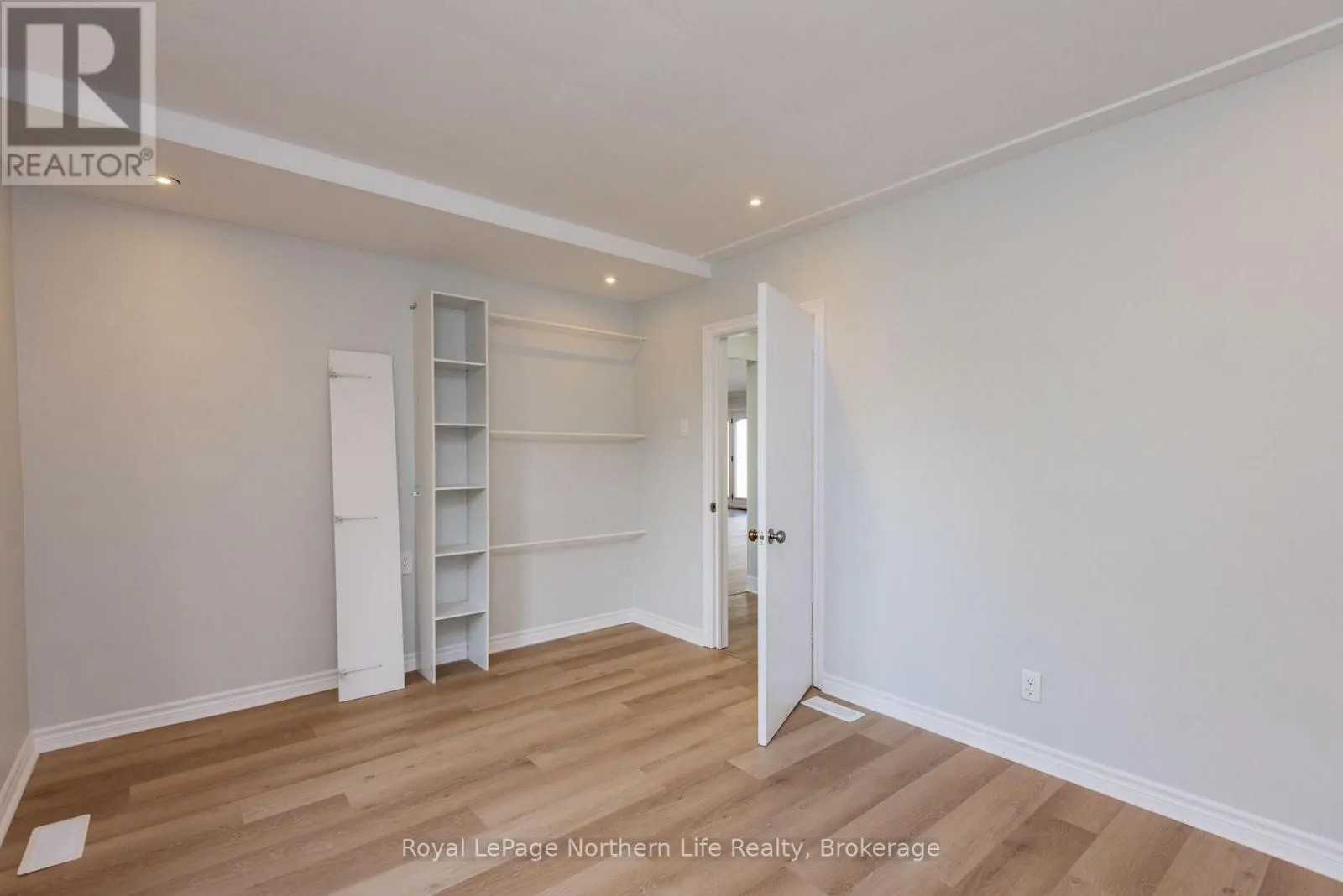 840 MCLAREN STREET