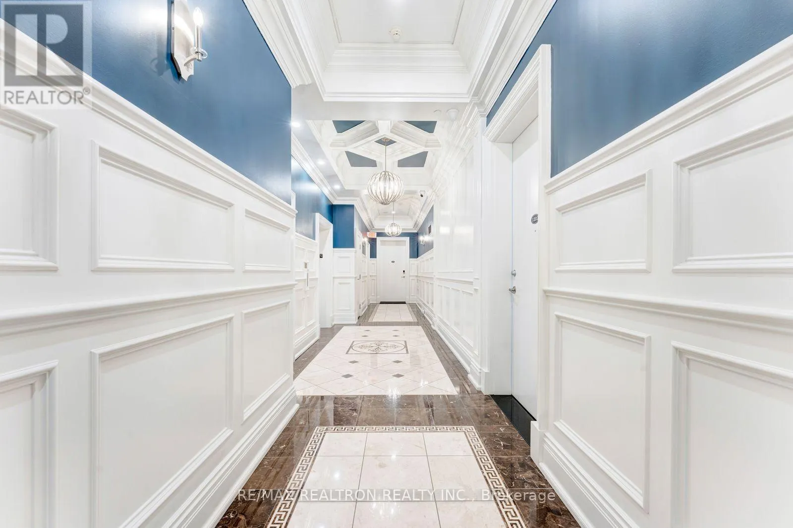 1202 - 223 ERB STREET W