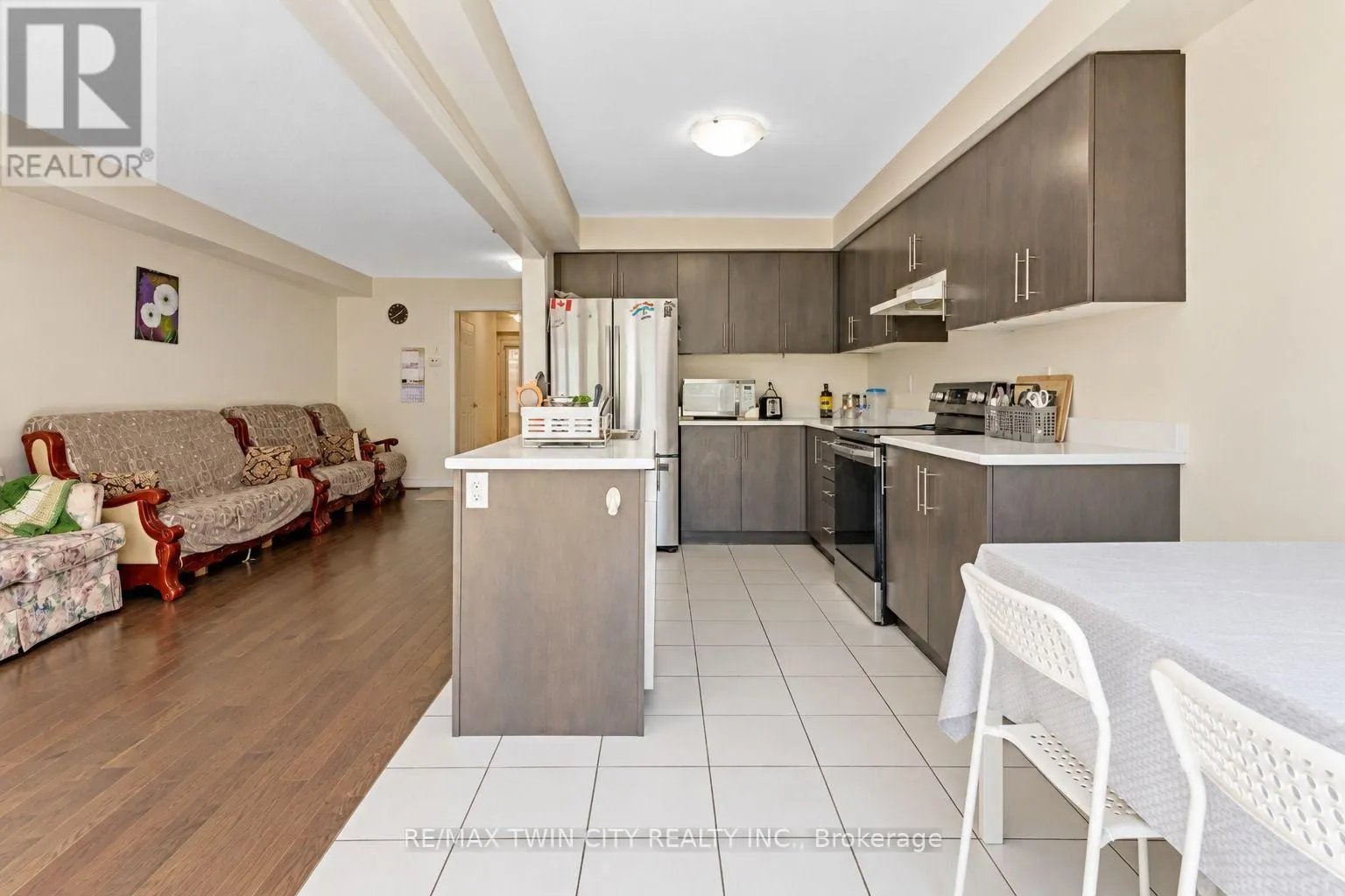 755 LINDEN DR UNIT 37 DRIVE