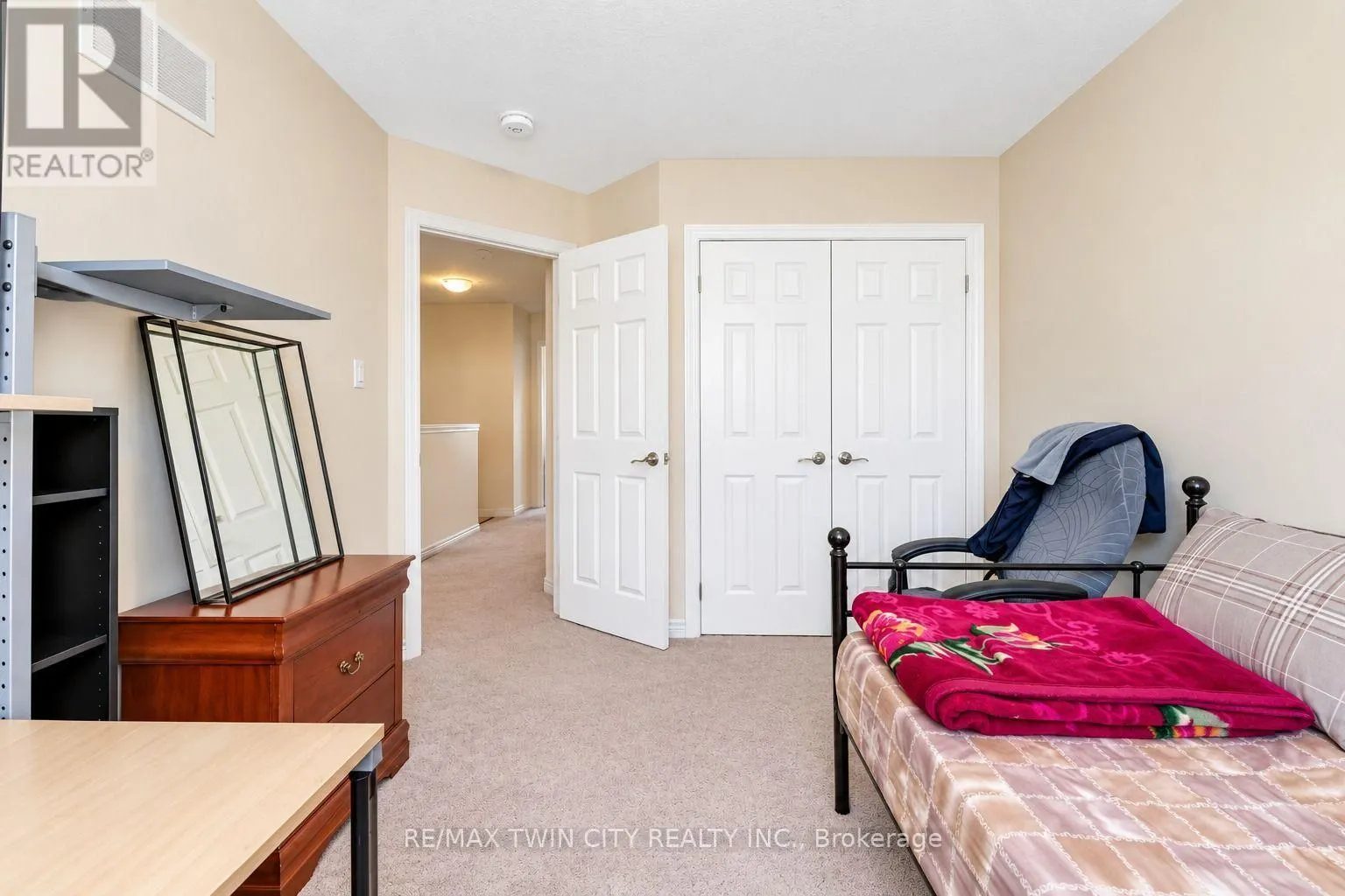 755 LINDEN DR UNIT 37 DRIVE