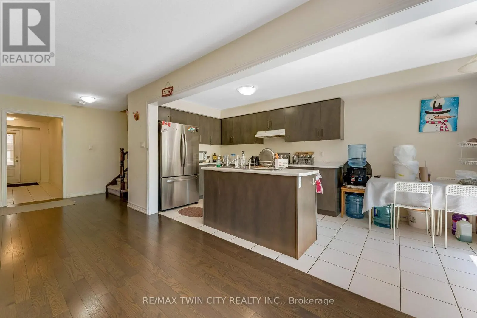 755 LINDEN DR UNIT 37 DRIVE