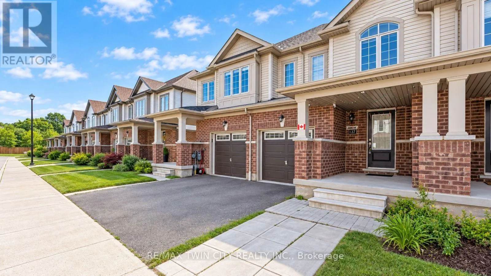 755 LINDEN DR UNIT 37 DRIVE