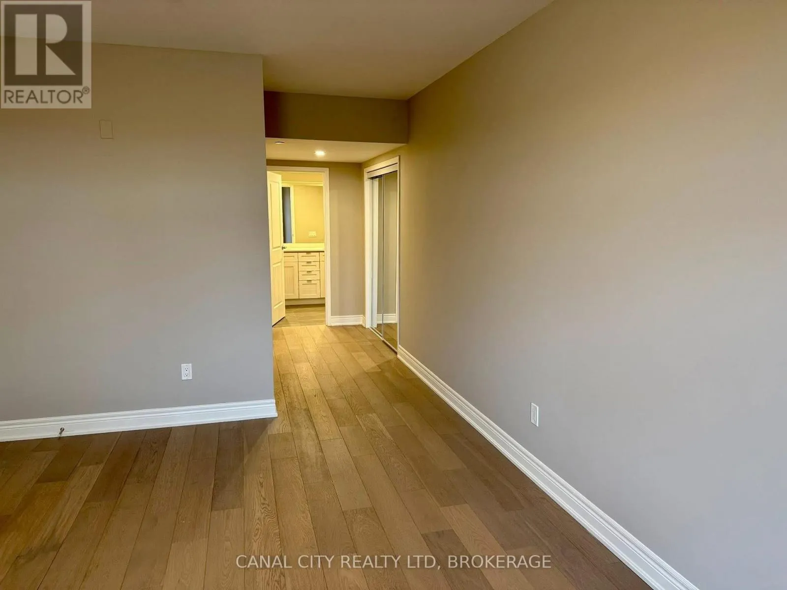 204 - 10 ALBERT STREET E #204