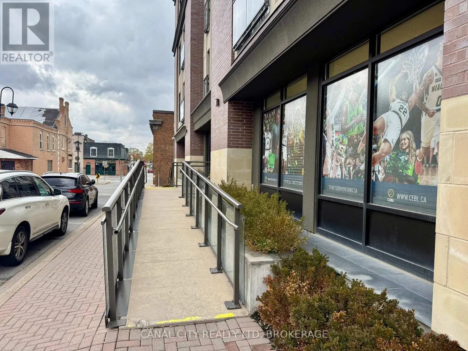 204 - 10 ALBERT STREET E #204