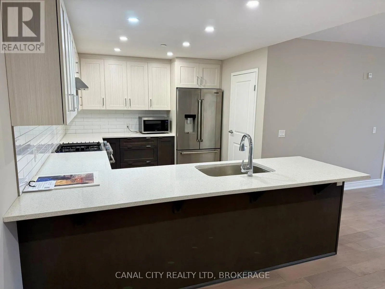 204 - 10 ALBERT STREET E #204