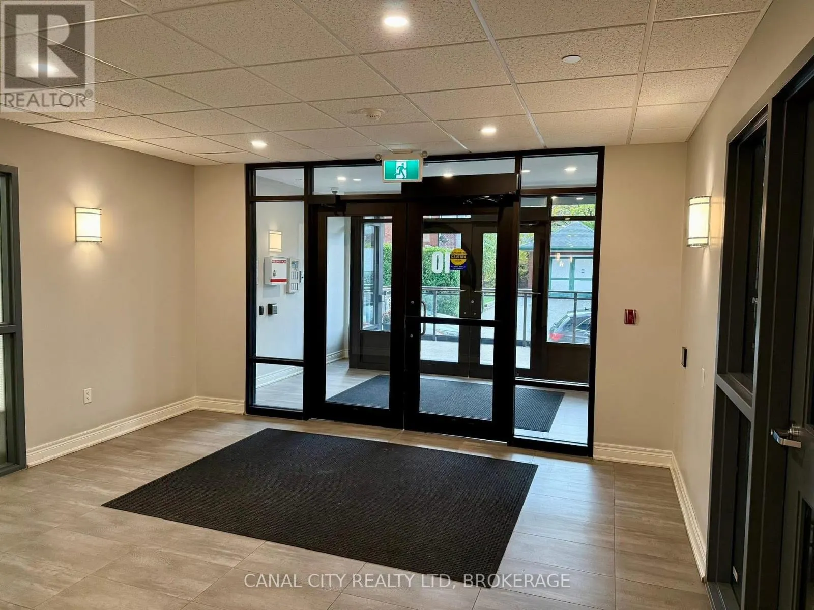204 - 10 ALBERT STREET E #204