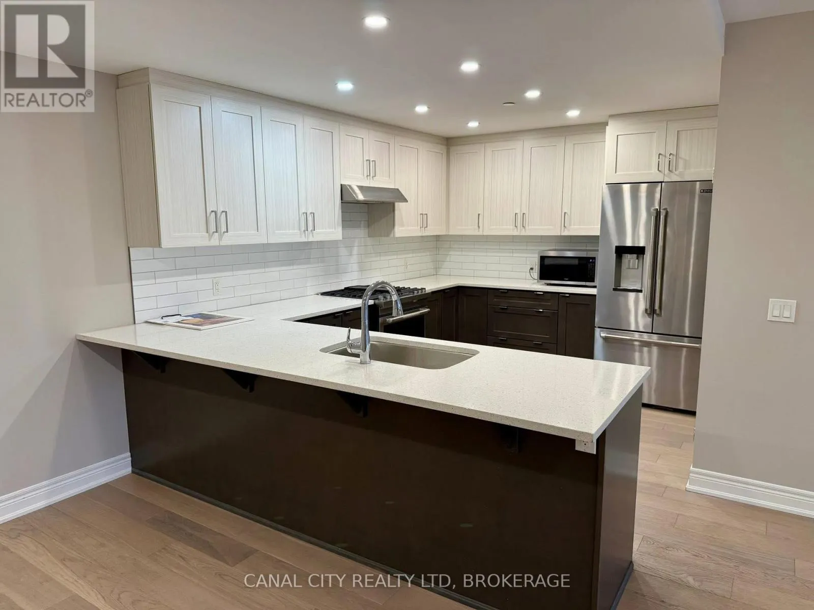 204 - 10 ALBERT STREET E #204