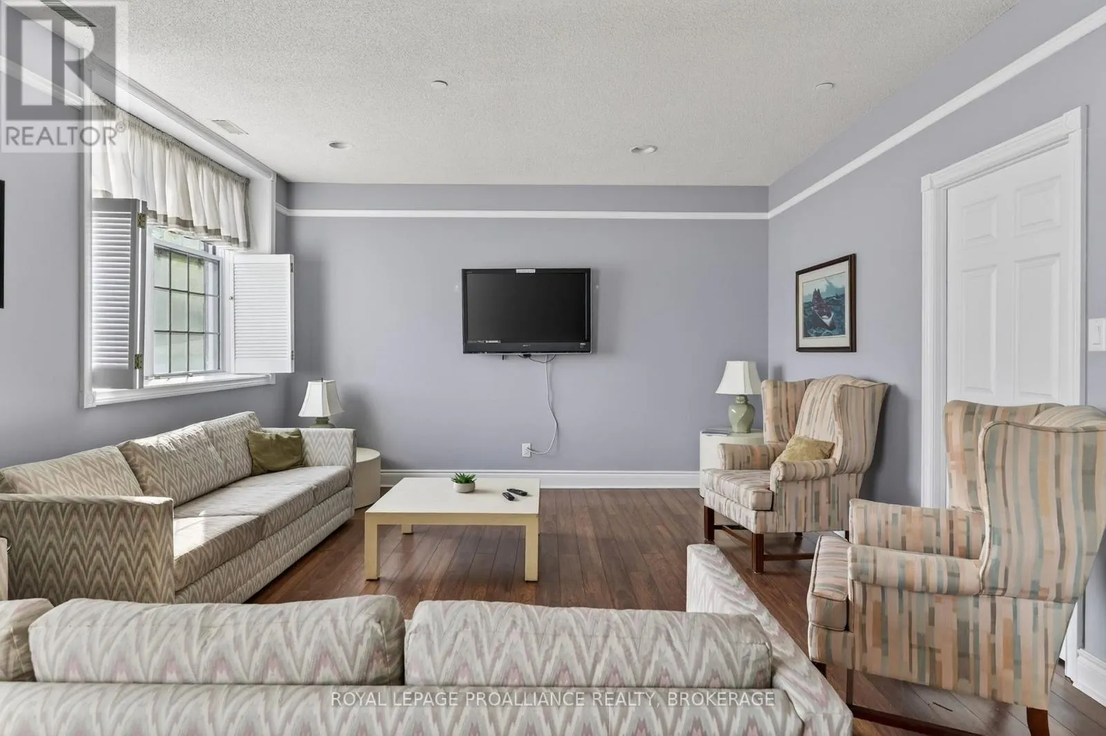 402 - 20 GORE STREET #402