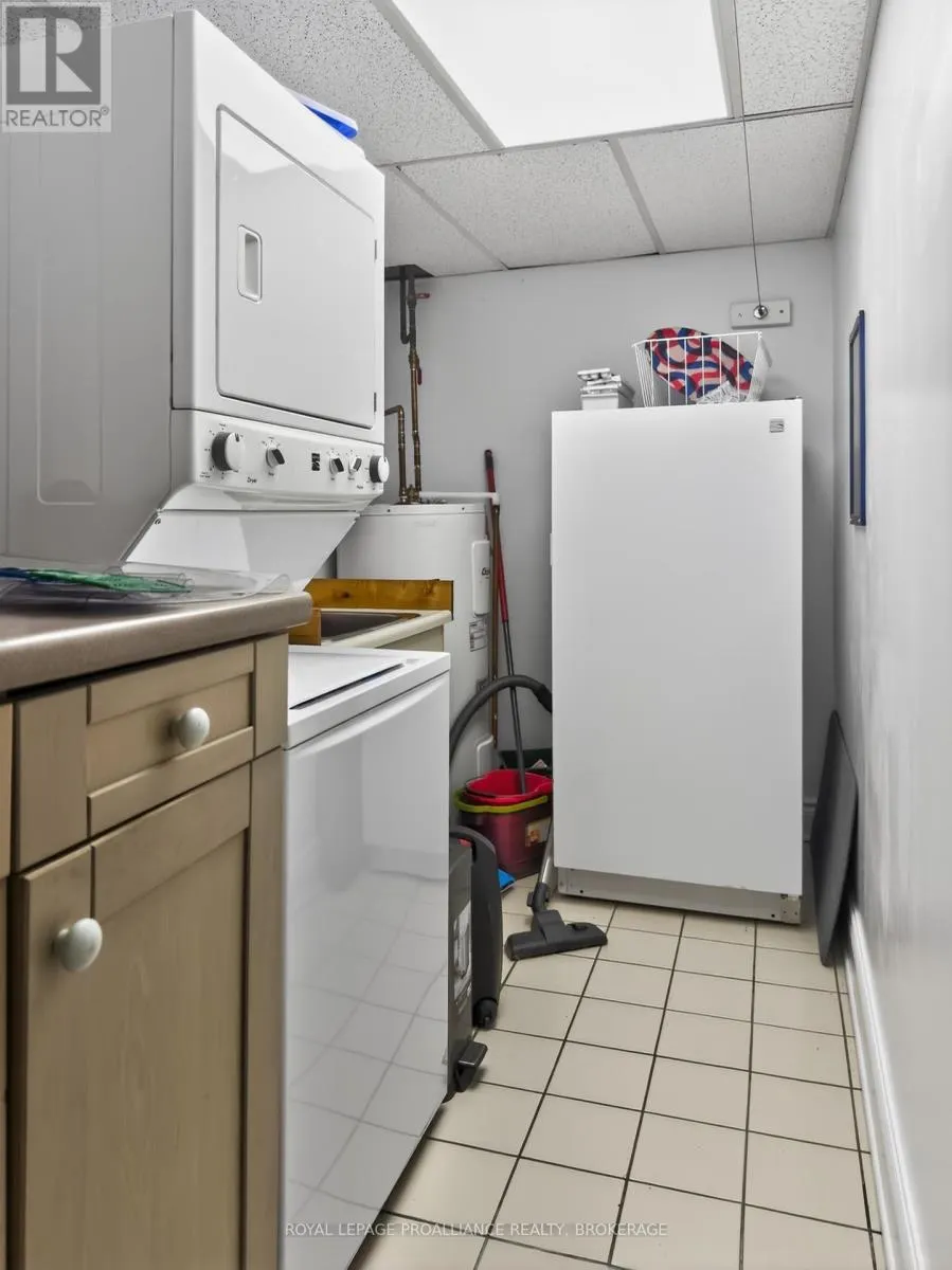 402 - 20 GORE STREET #402