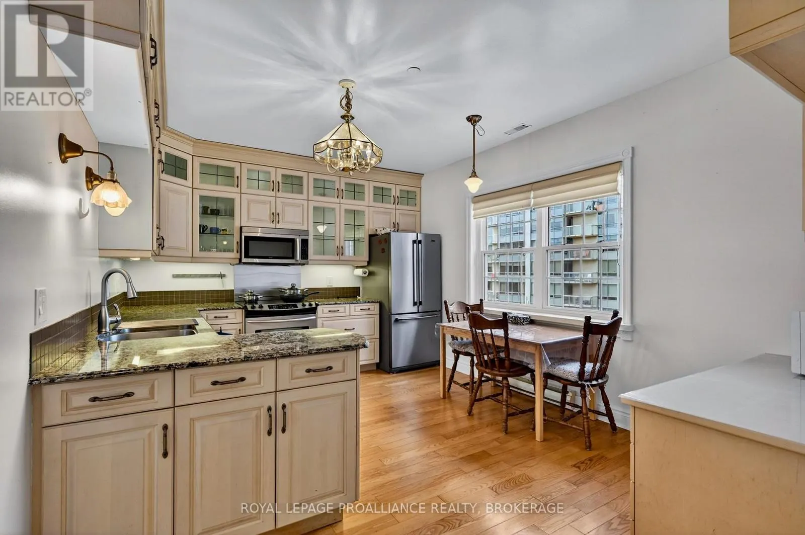 402 - 20 GORE STREET #402
