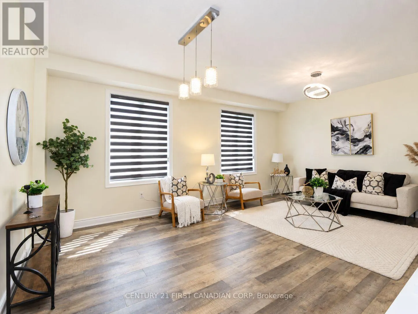 36 SEATON CRESCENT