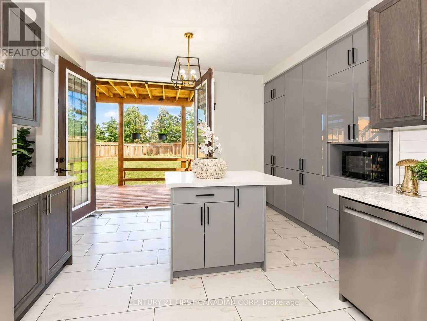 36 SEATON CRESCENT