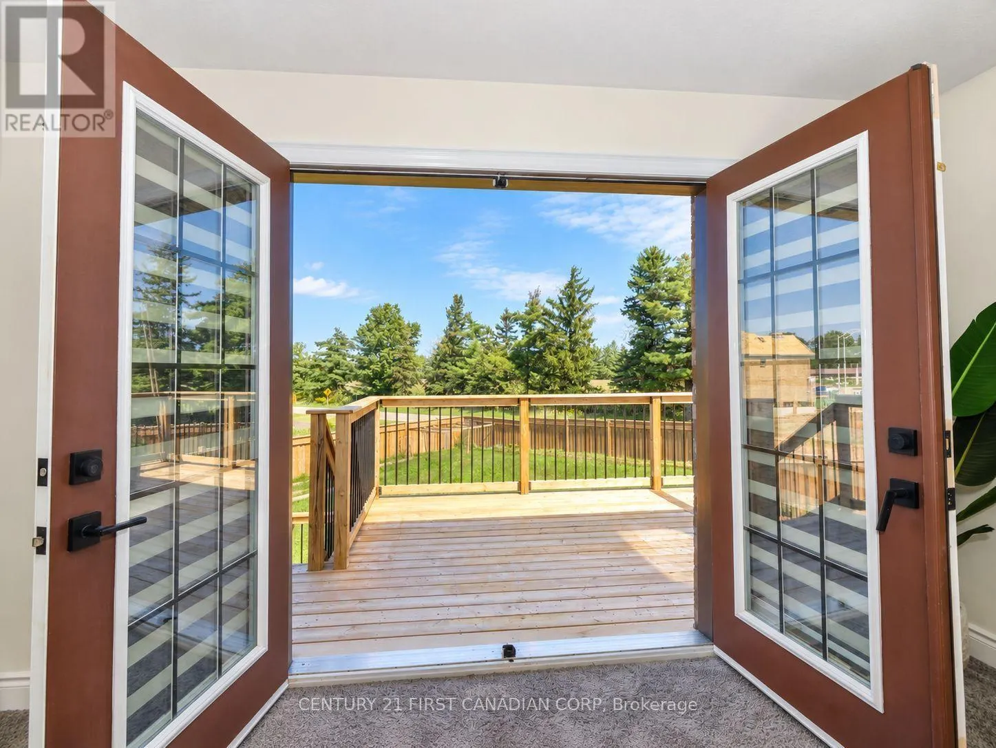 36 SEATON CRESCENT