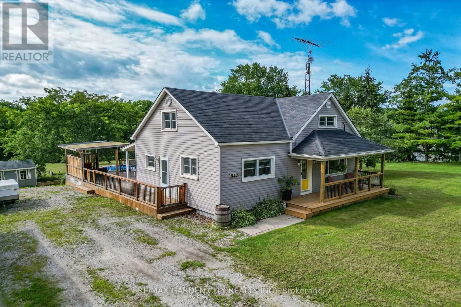 843 LYONS CREEK ROAD