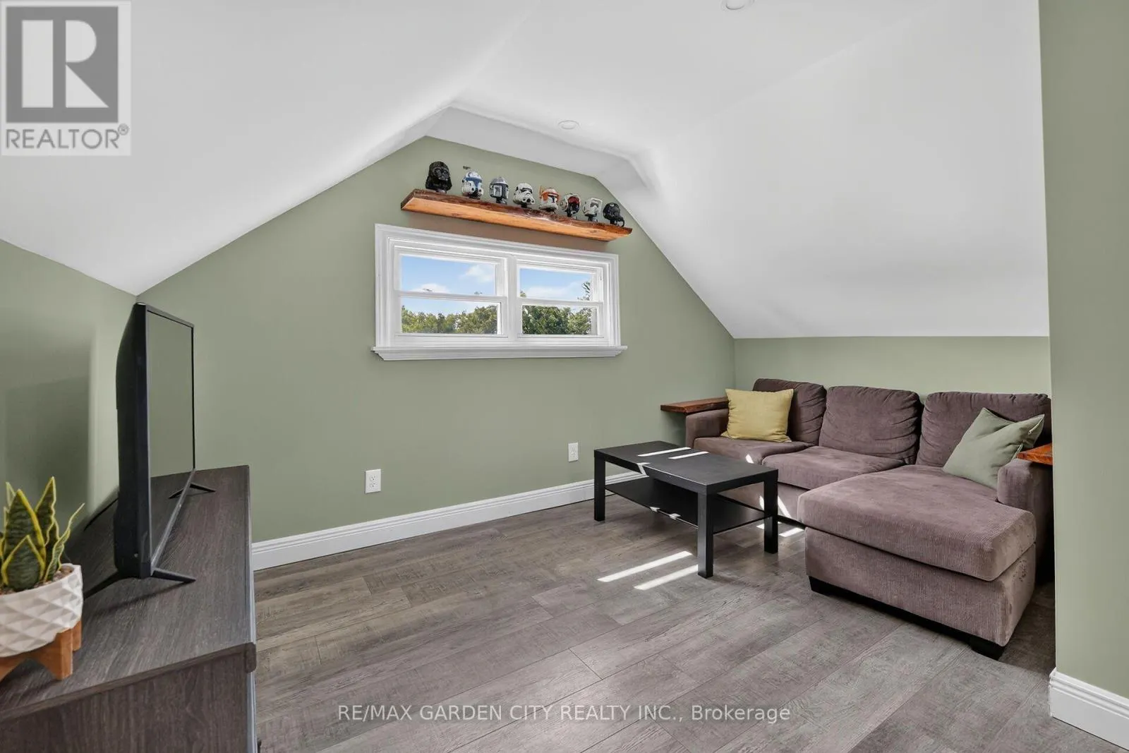 843 LYONS CREEK ROAD