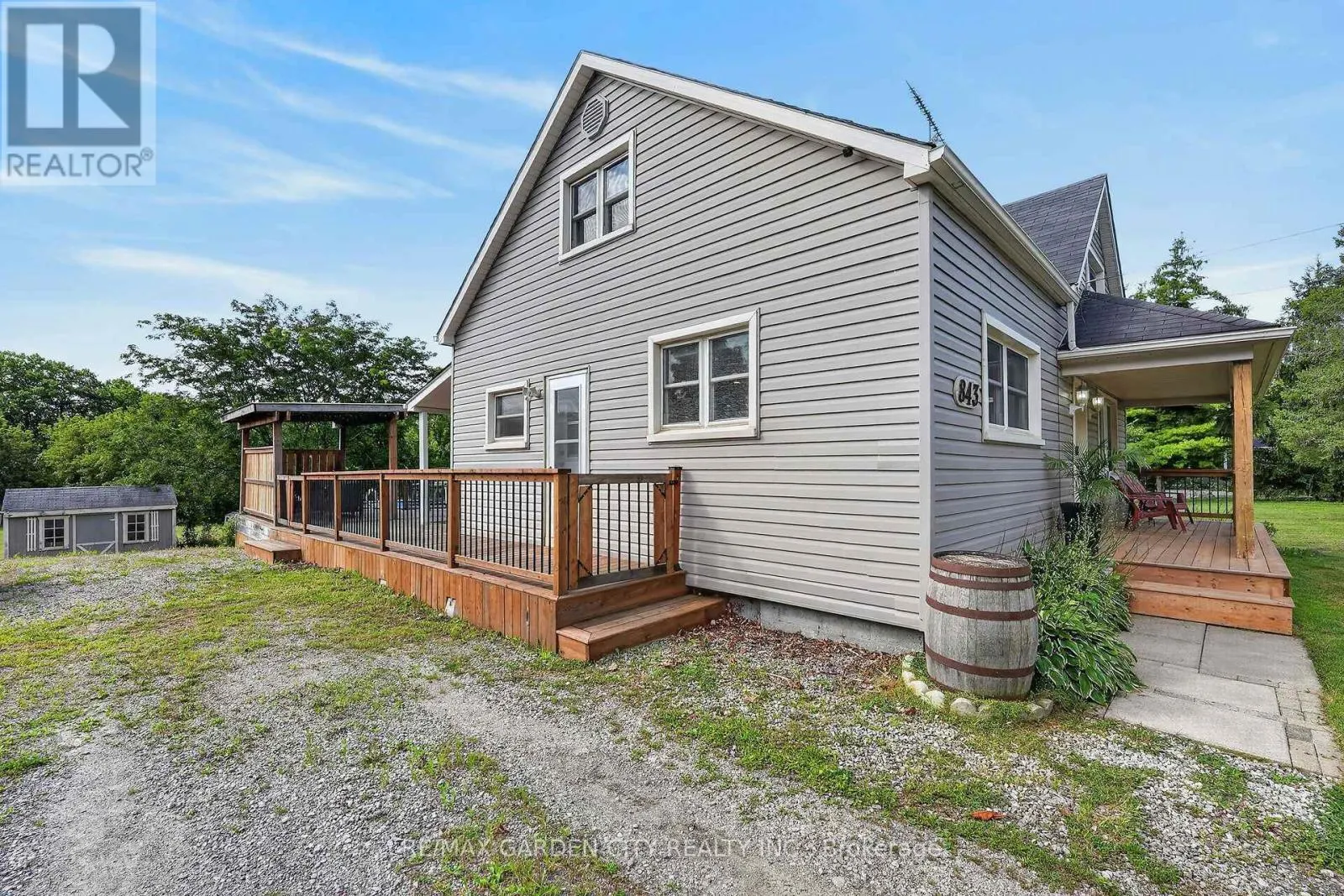 843 LYONS CREEK ROAD