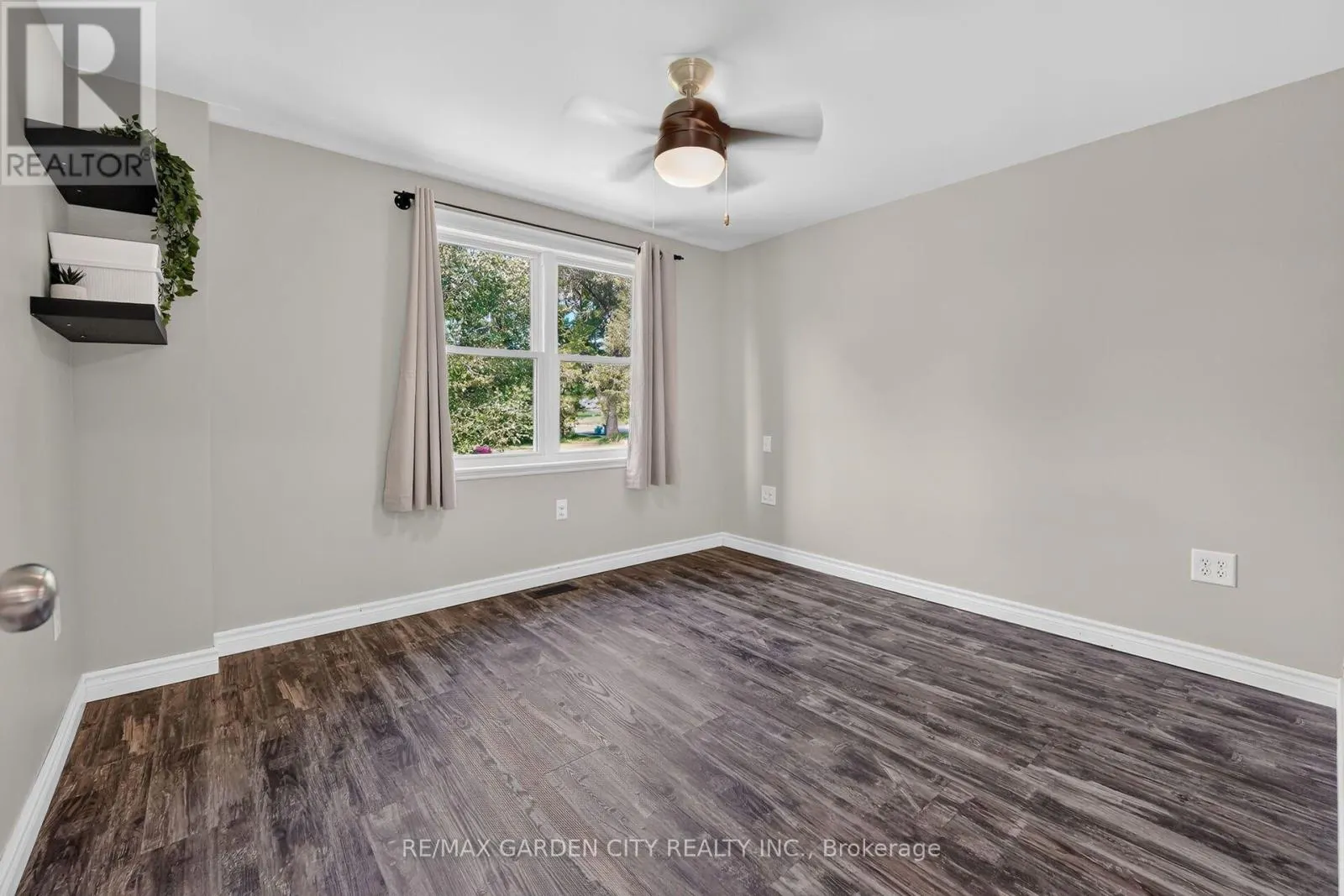 843 LYONS CREEK ROAD