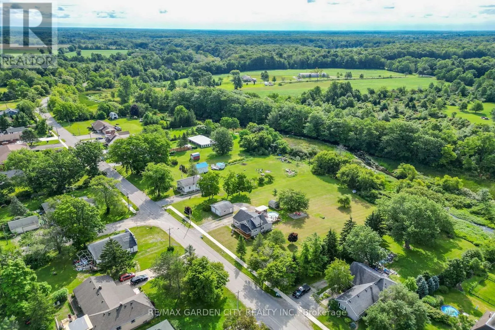 843 LYONS CREEK ROAD