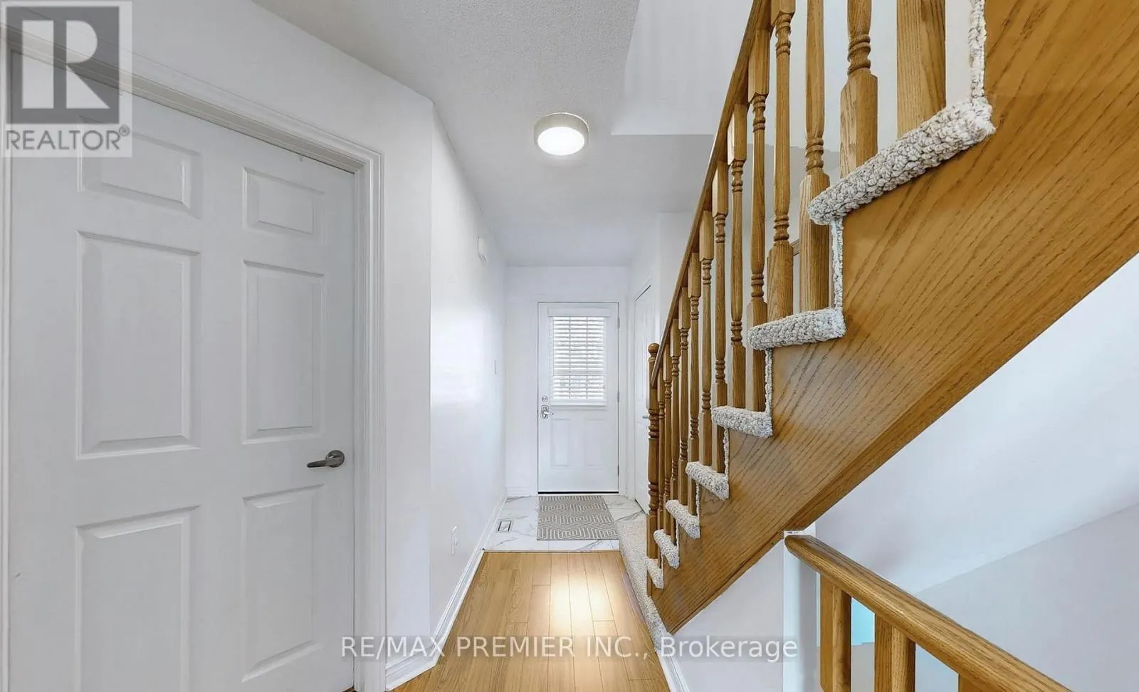 13 - 9 WENTWORTH DRIVE
