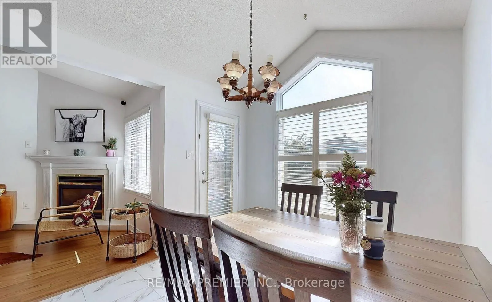 13 - 9 WENTWORTH DRIVE