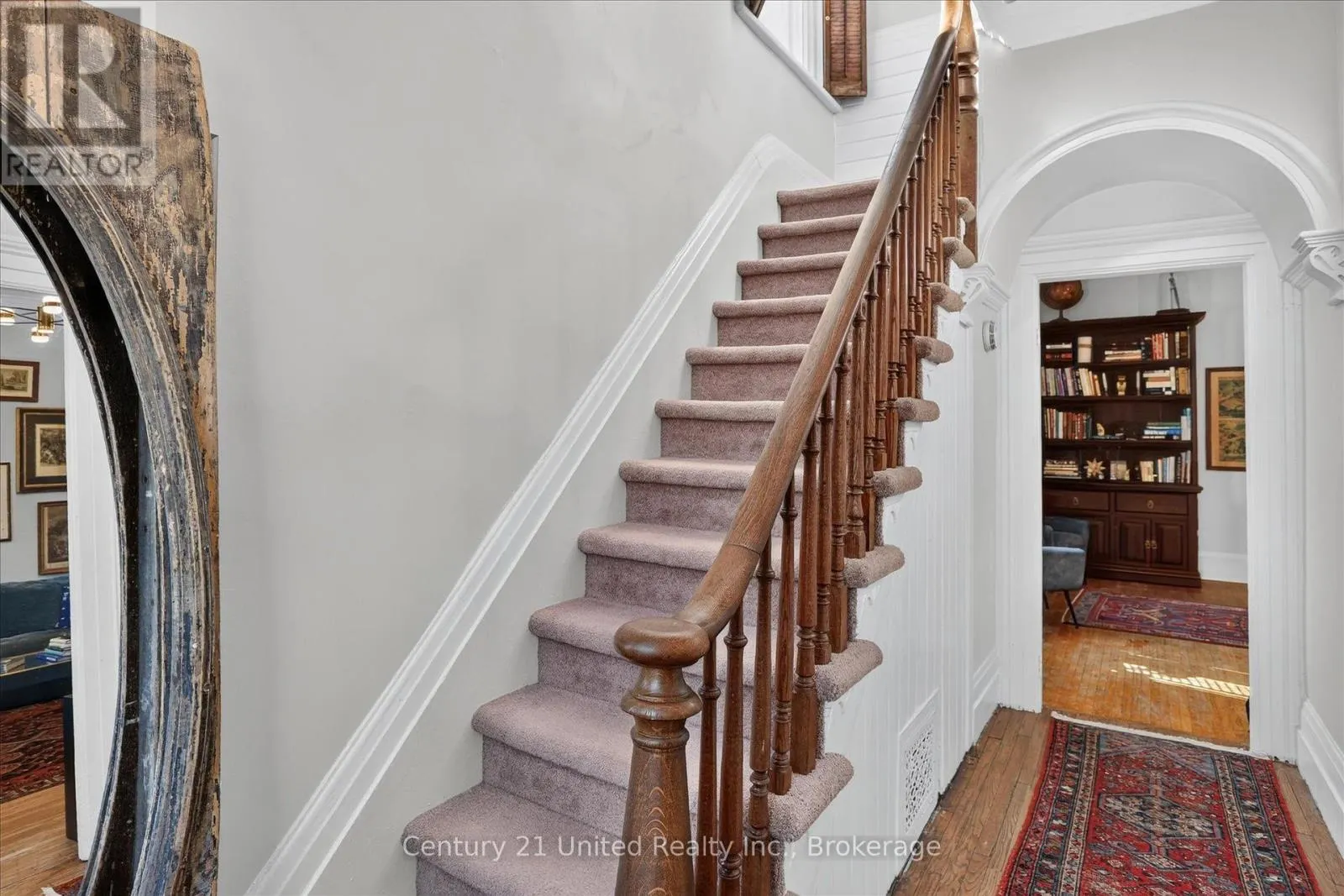 141 WALTON STREET
