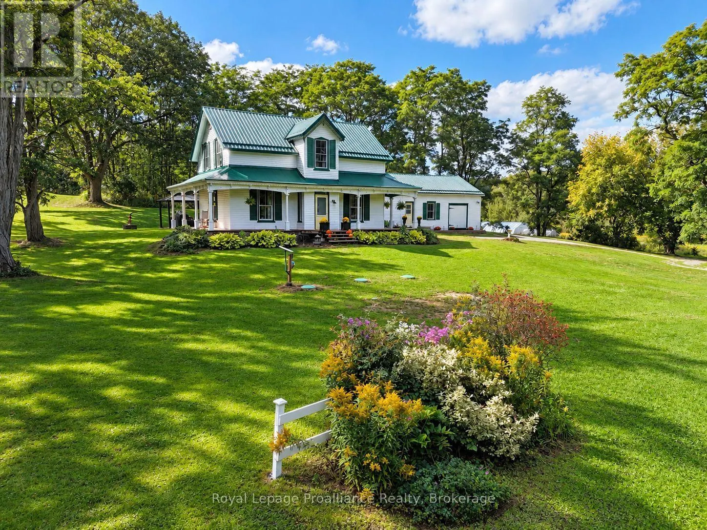 729 FOXBORO-STIRLING ROAD