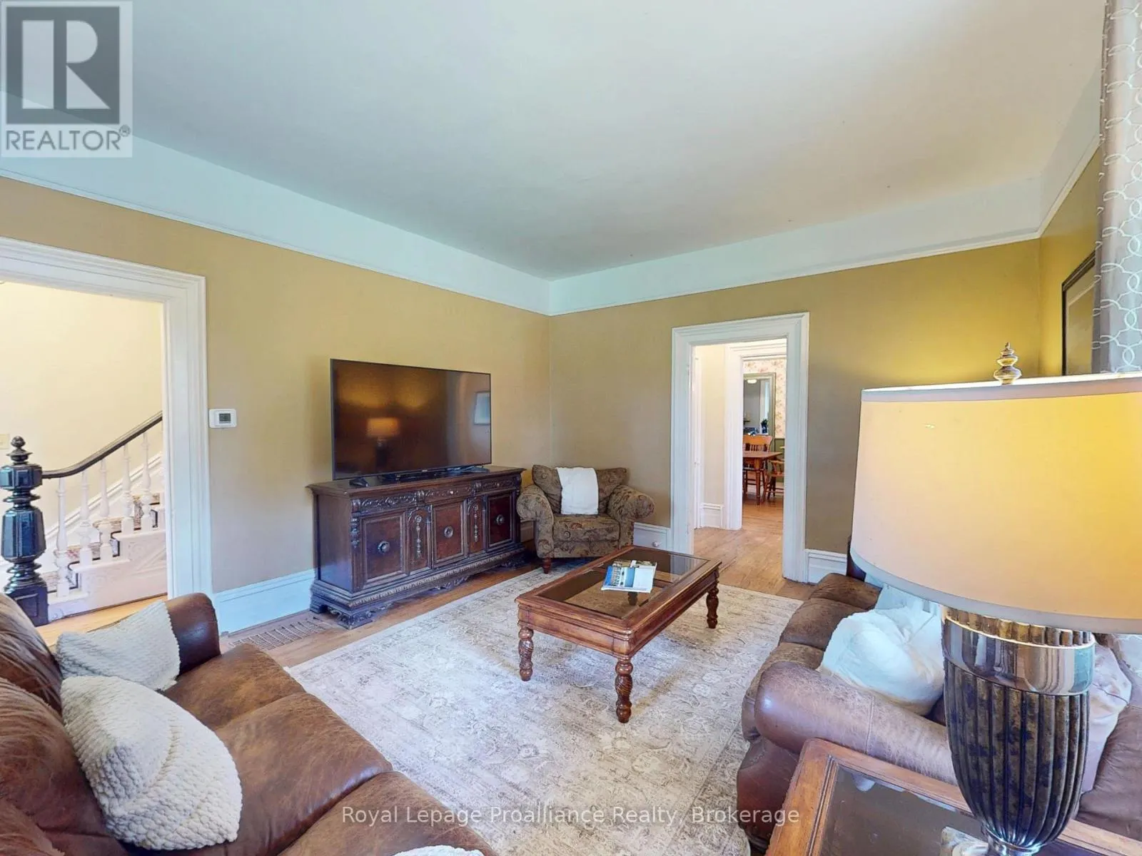 729 FOXBORO-STIRLING ROAD