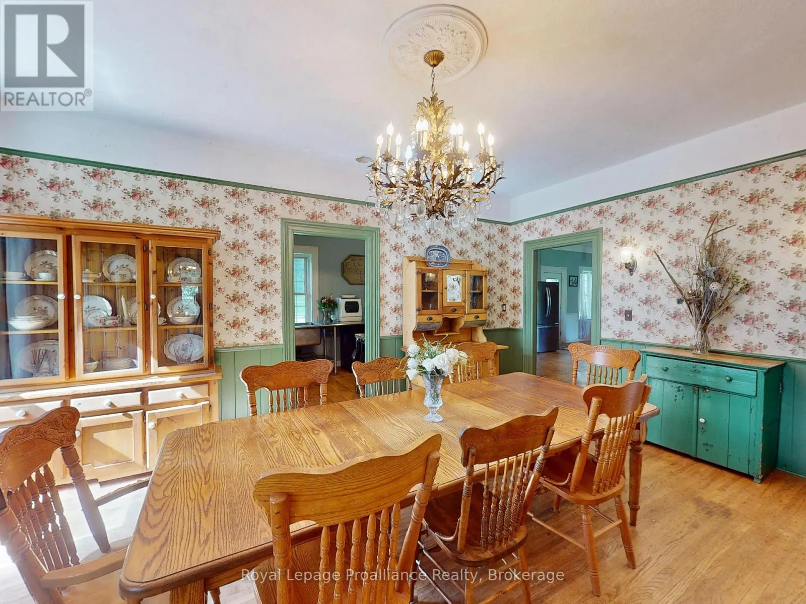 729 FOXBORO-STIRLING ROAD