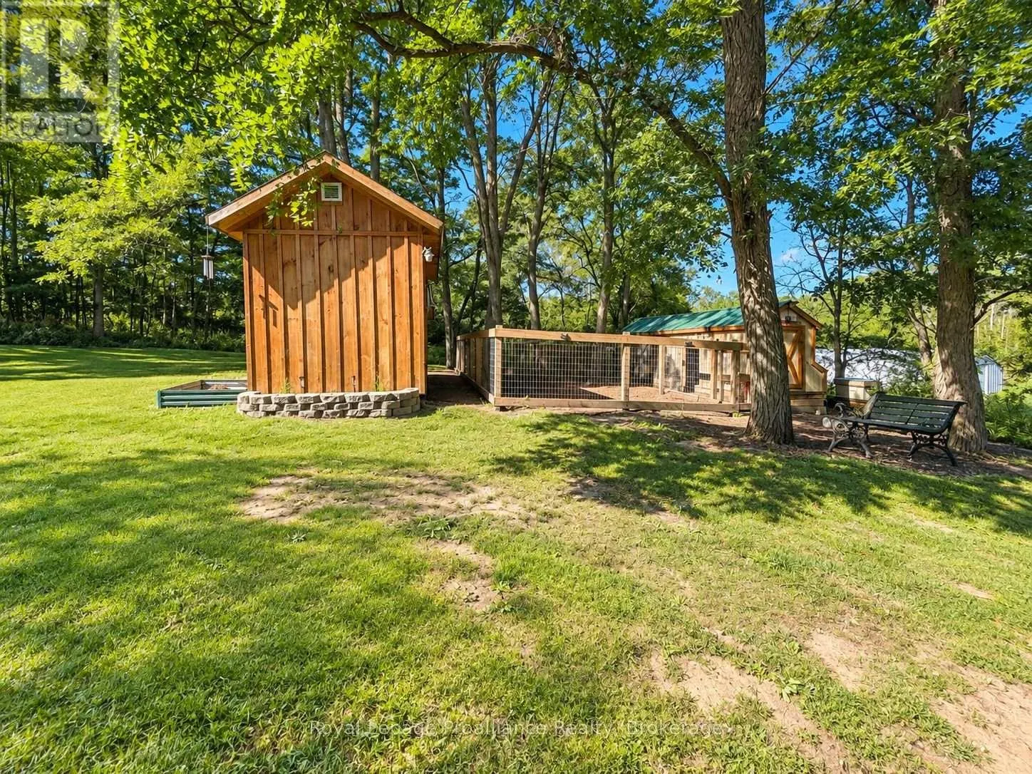 729 FOXBORO-STIRLING ROAD