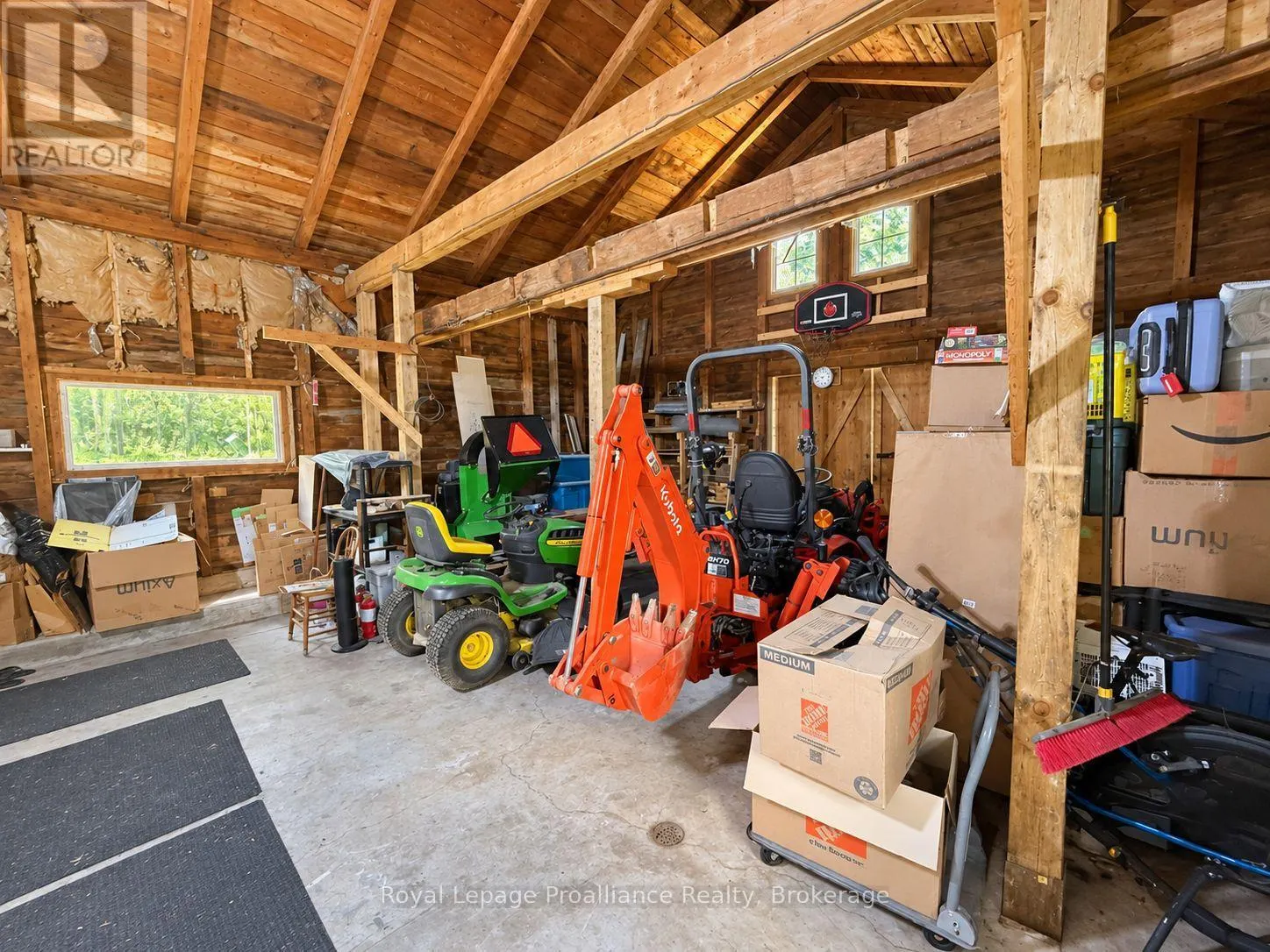 729 FOXBORO-STIRLING ROAD