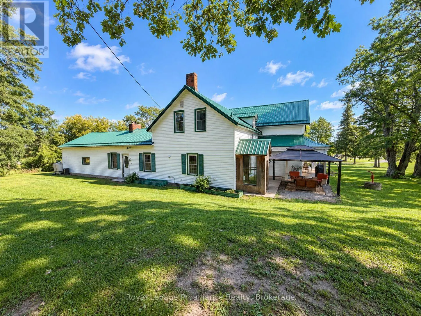 729 FOXBORO-STIRLING ROAD
