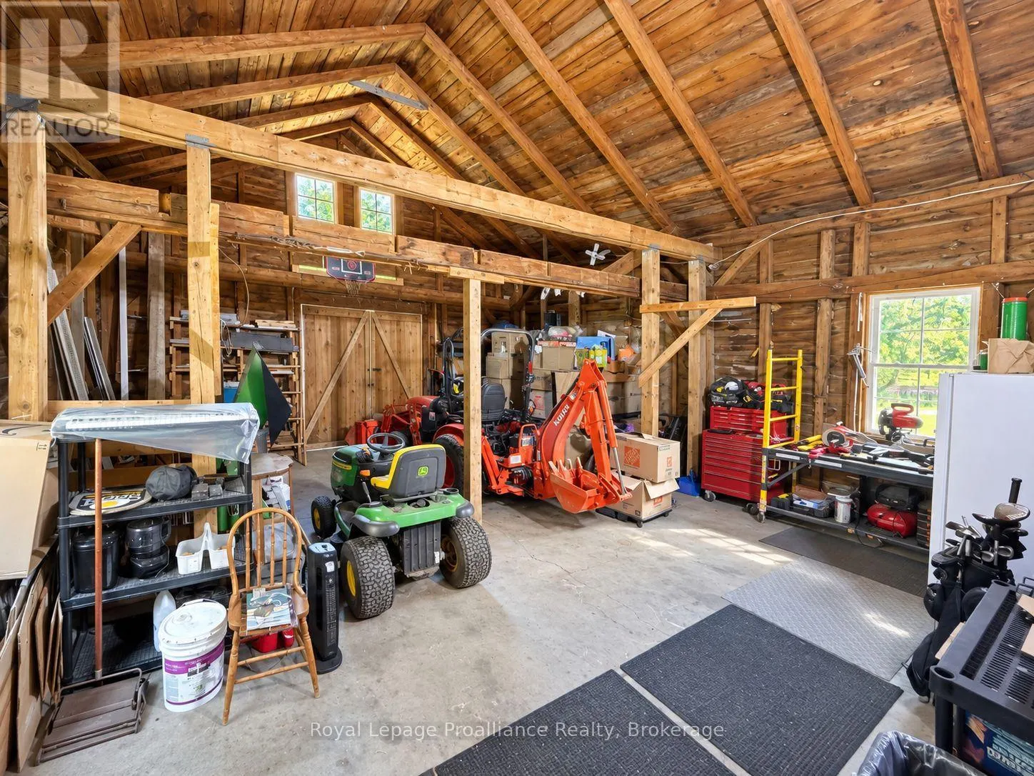 729 FOXBORO-STIRLING ROAD