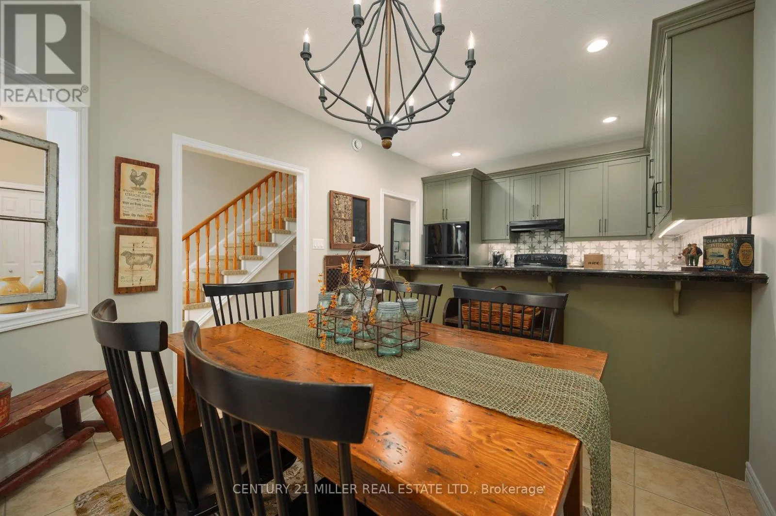 125 RIVERWALK PLACE