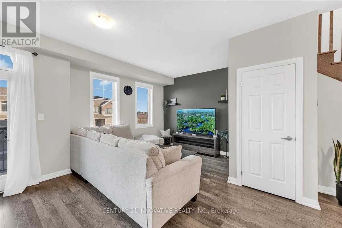 9 GRANVILLE CRESCENT