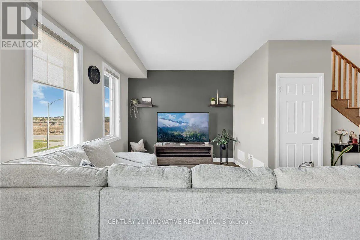 9 GRANVILLE CRESCENT