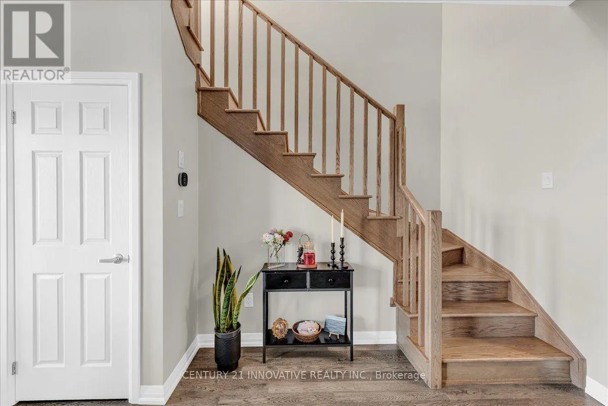 9 GRANVILLE CRESCENT
