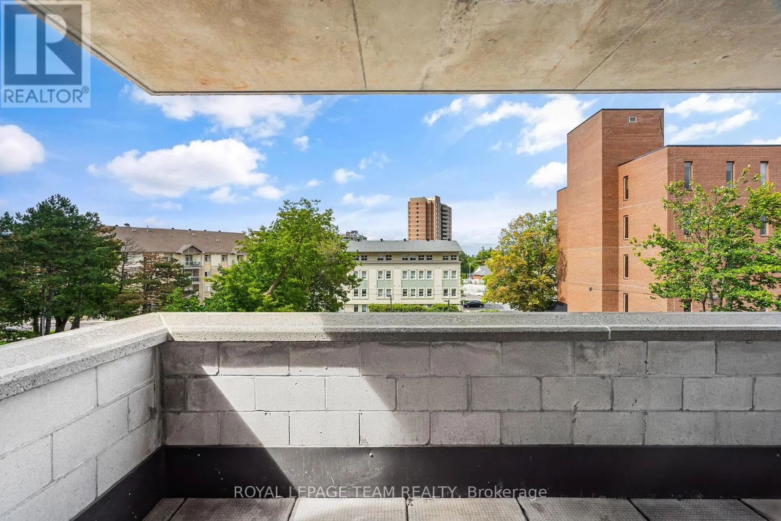 301 - 1180 OHIO STREET