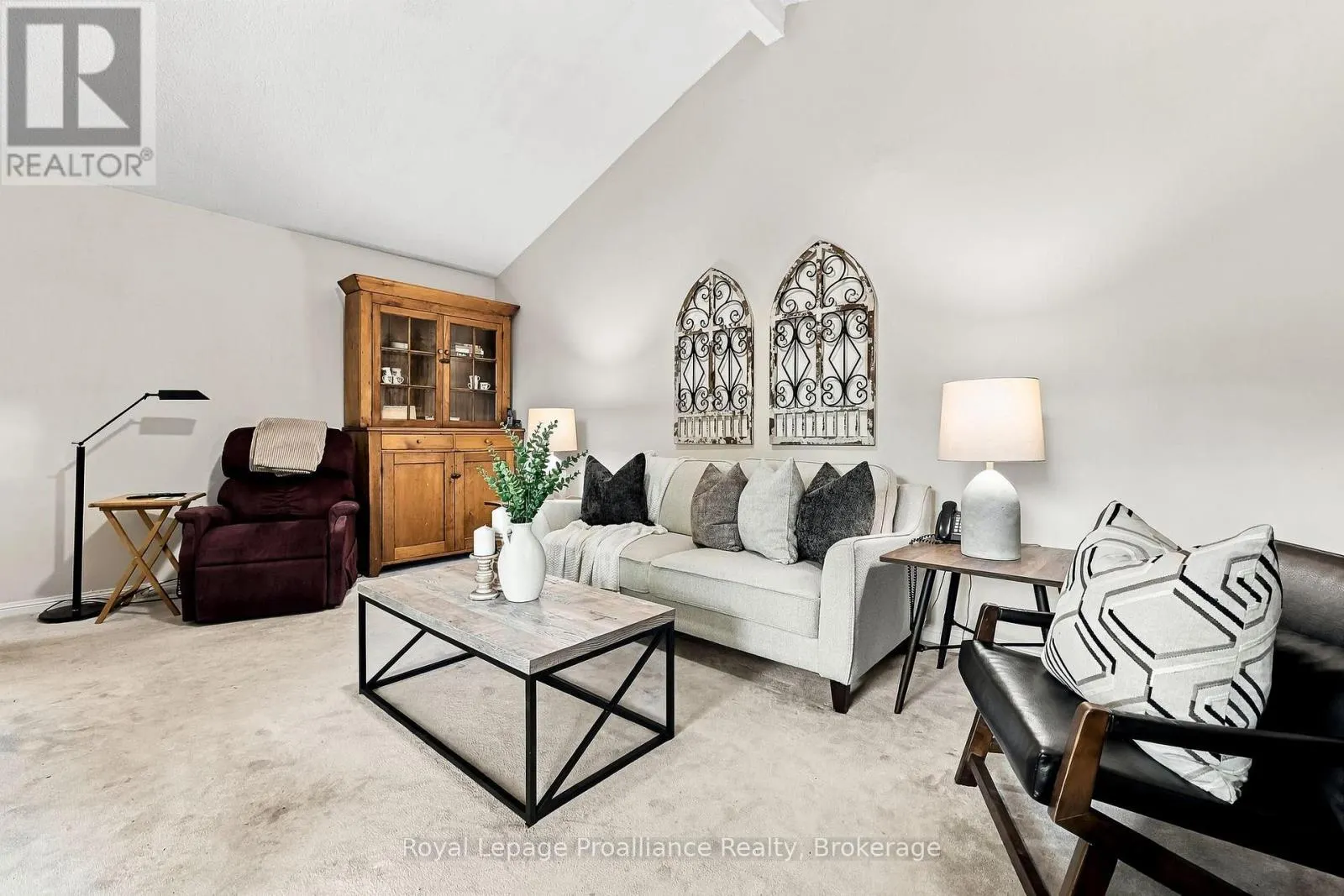 790 NORTHWOOD DRIVE