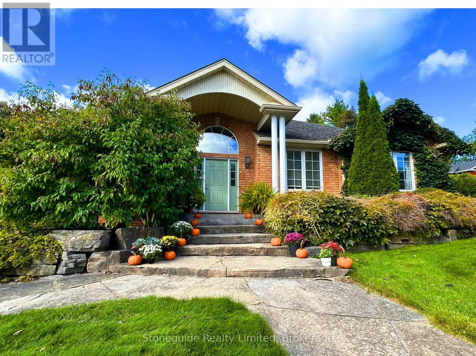 1580 COLLEGE PARK DRIVE