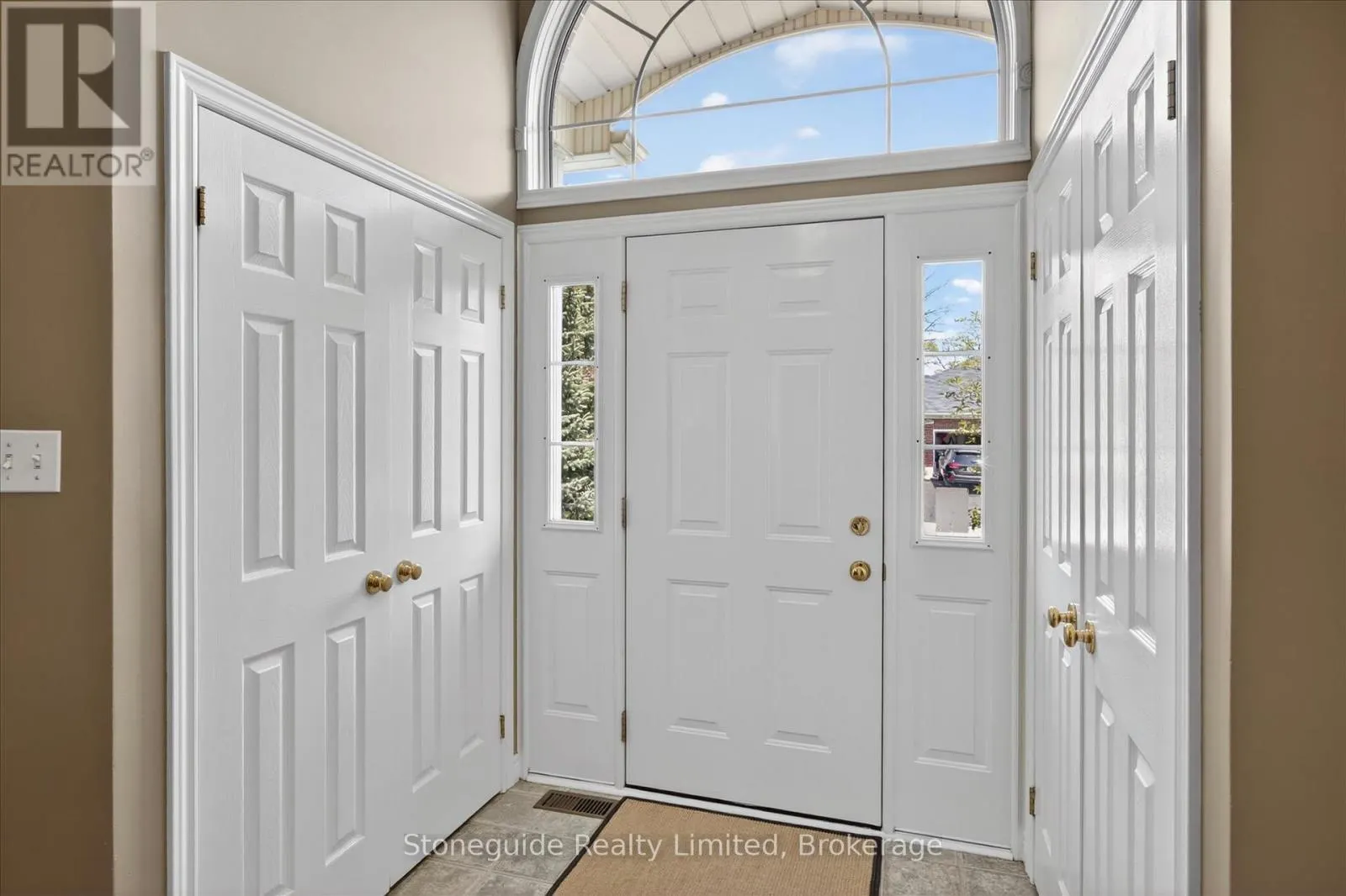 1580 COLLEGE PARK DRIVE