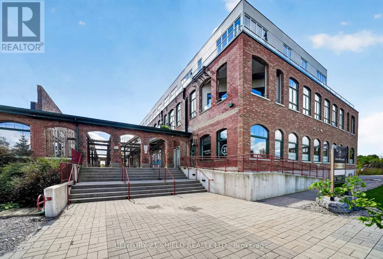 107 - 703 COTTON MILL STREET W